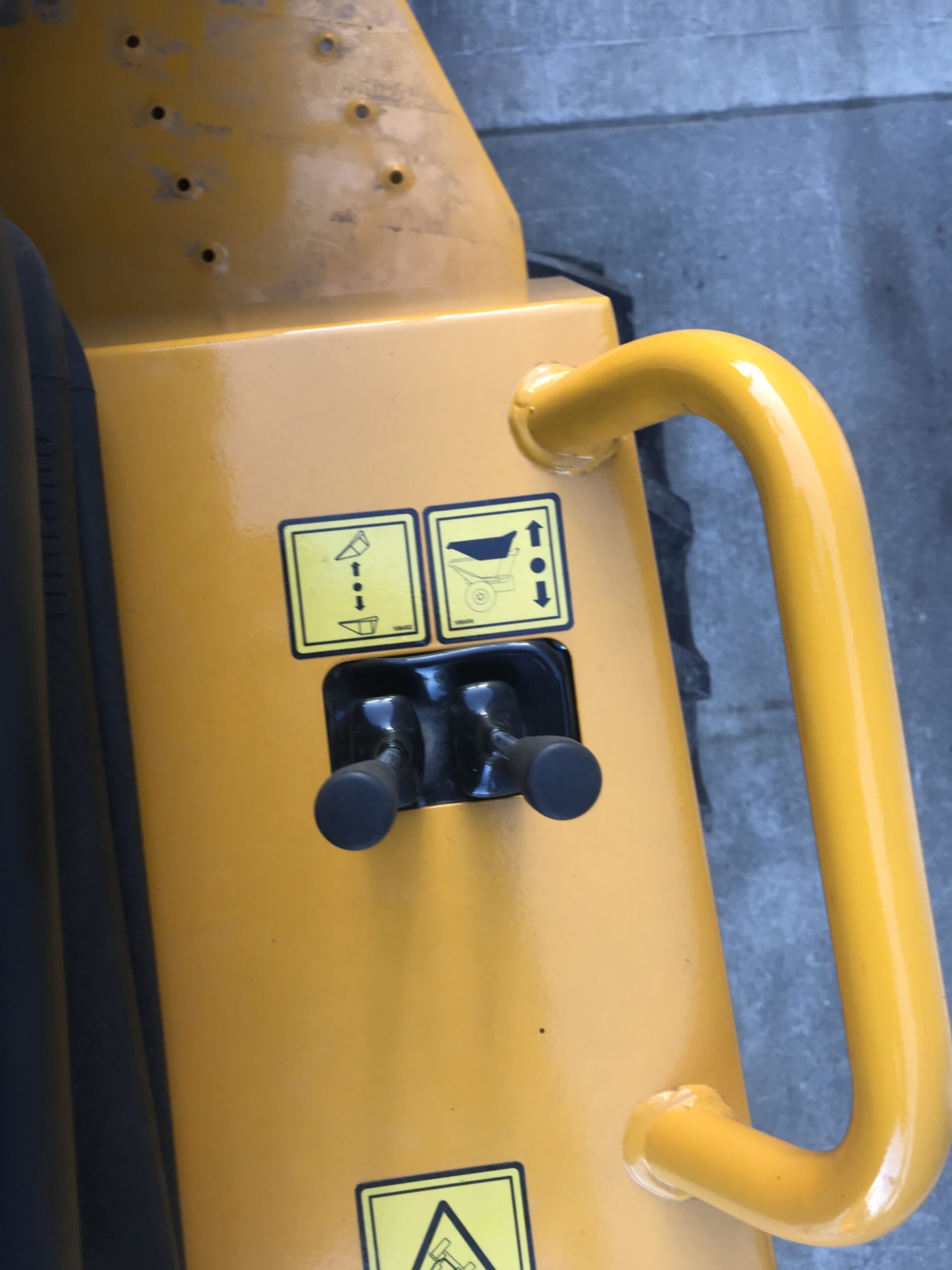 1 Ton High Tip Dumper